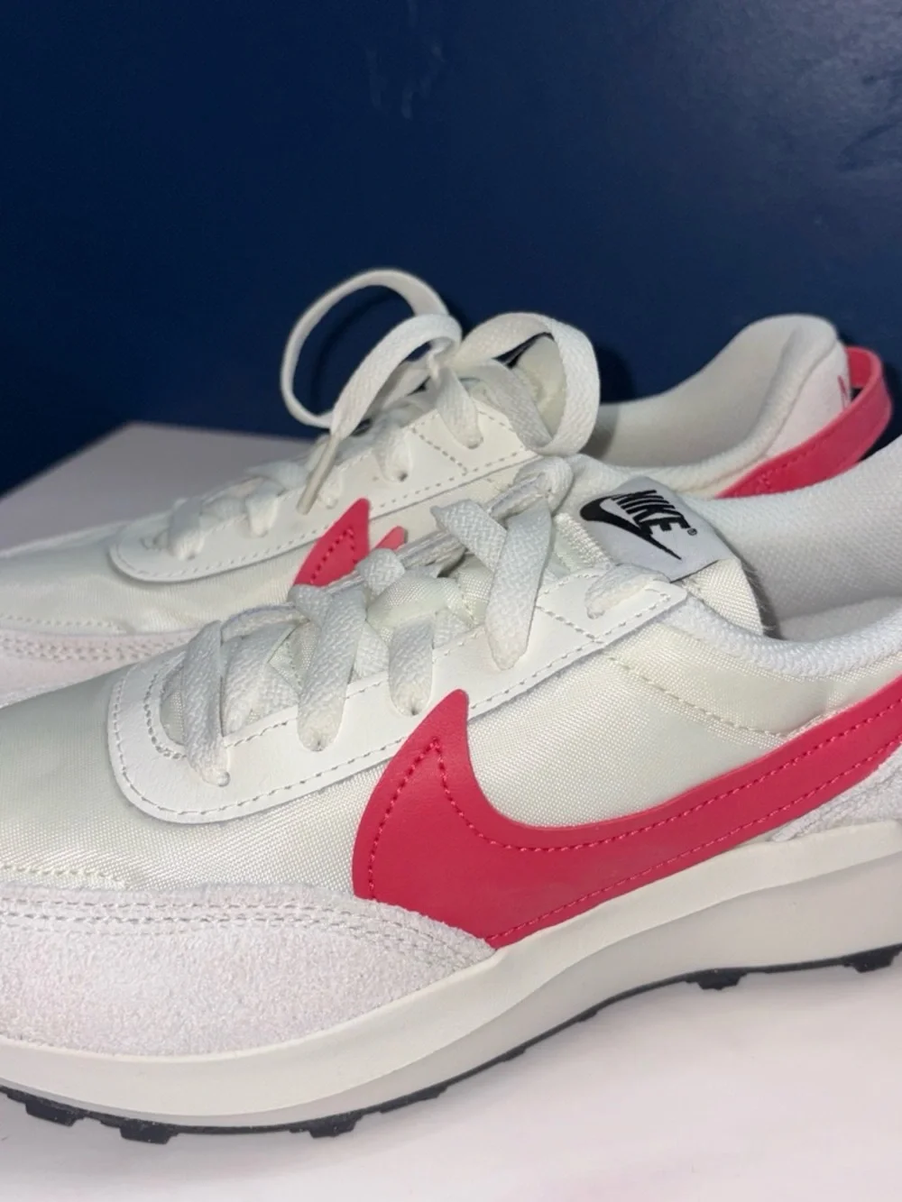 Nike Womens White Sneakers with Pink Swoosh Accent
